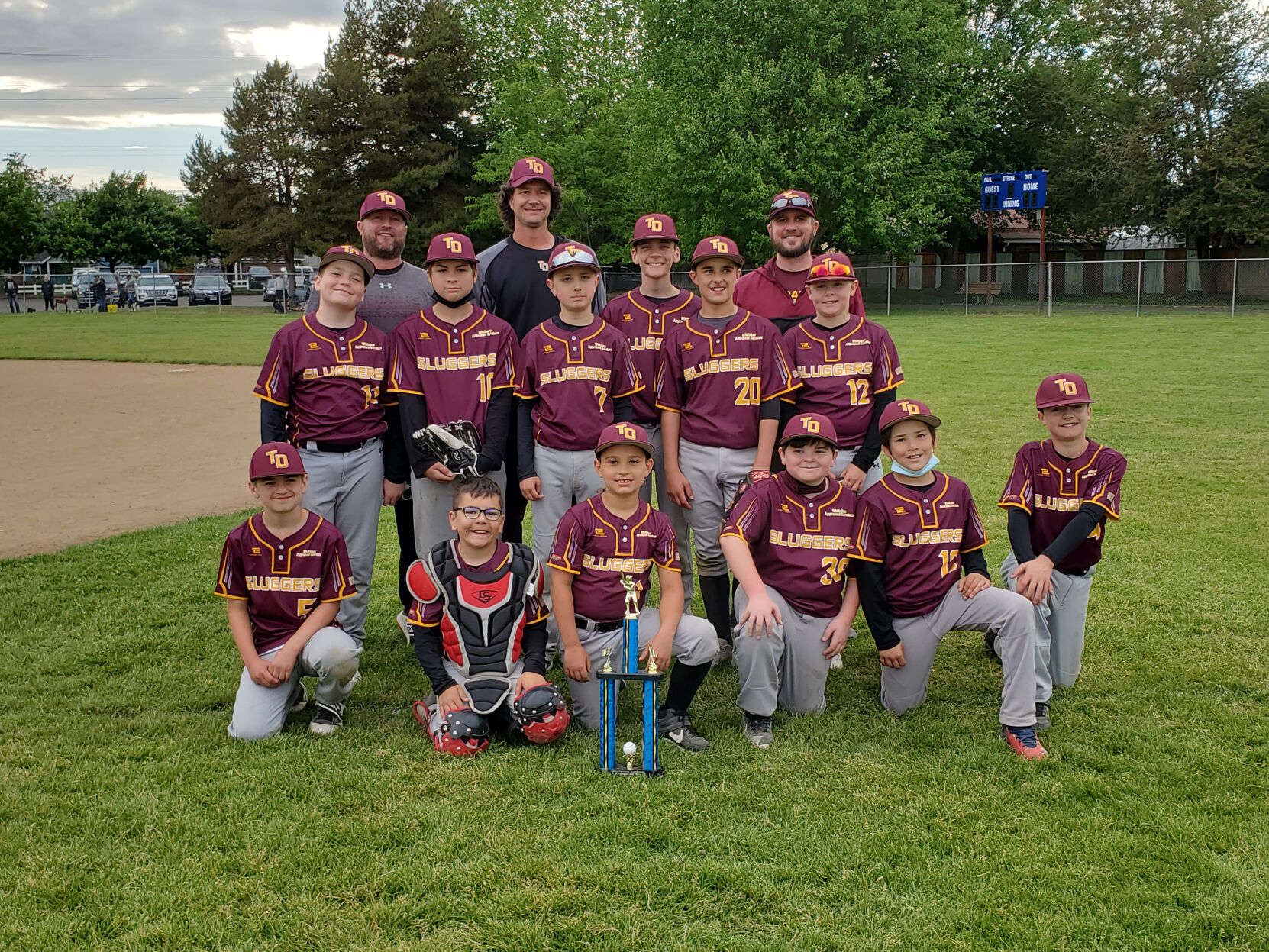 The Dalles Sluggers take second
